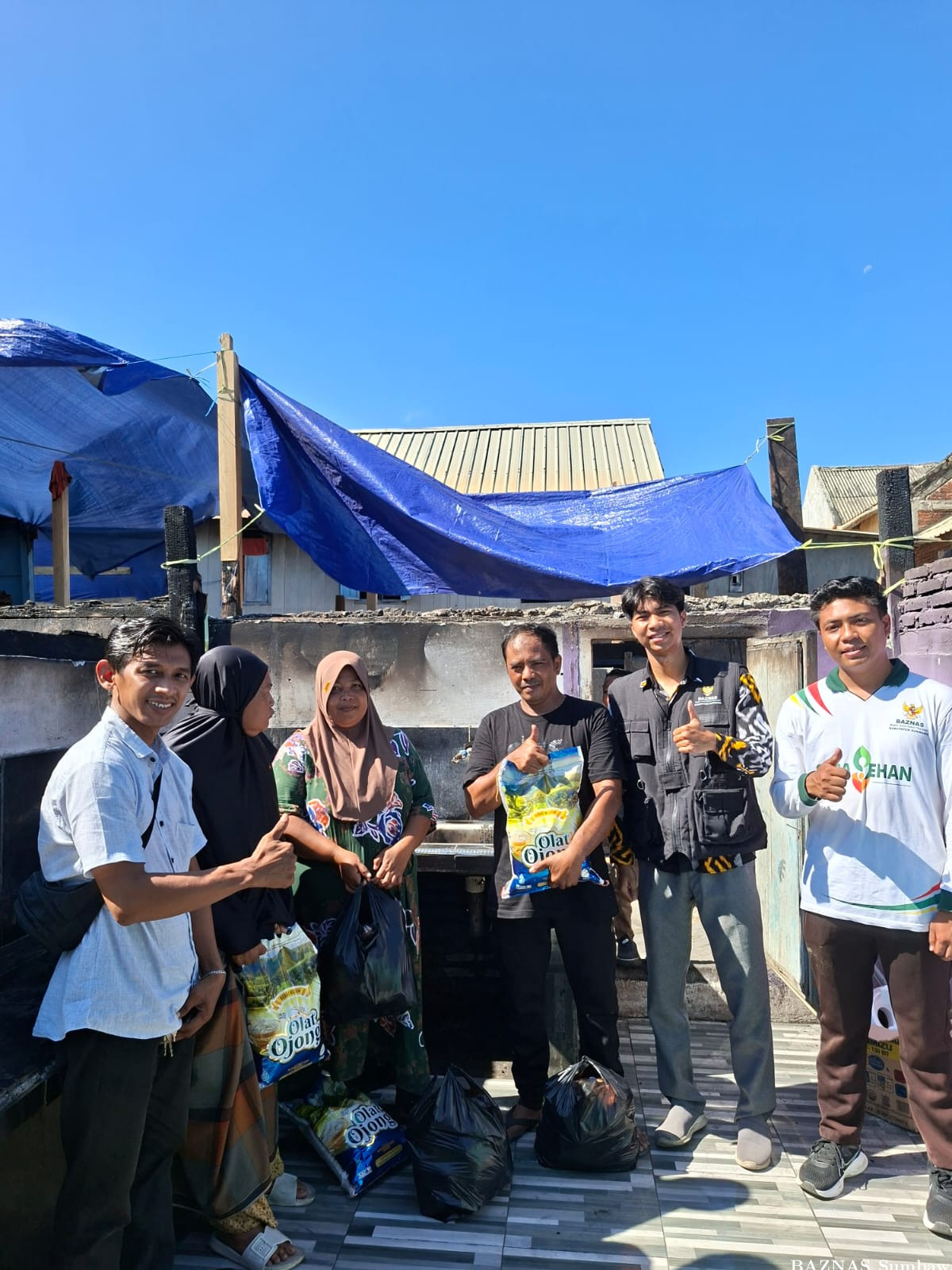 BAZNAS Kabupaten Sumbawa Salurkan Bantuan untuk Korban Kebakaran di Dusun Kalibaru