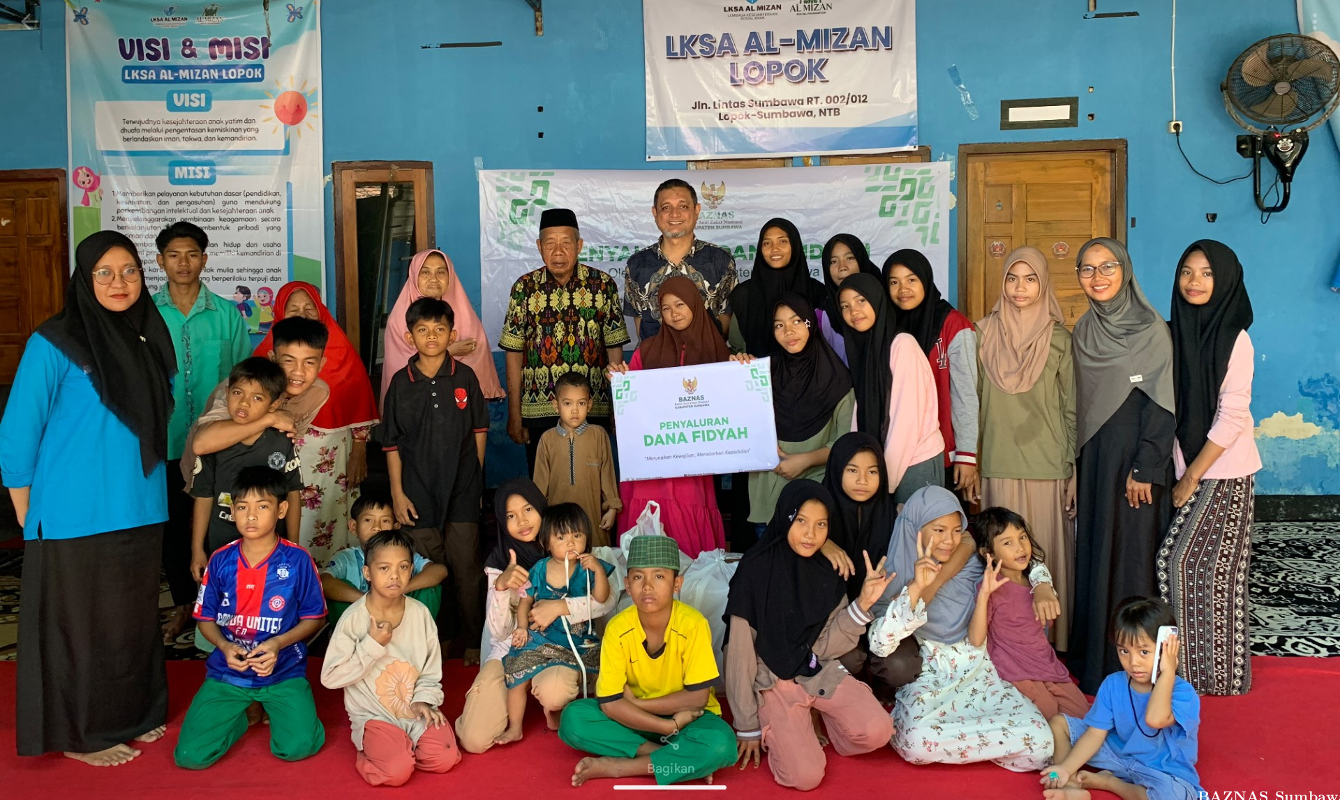 BAZNAS Sumbawa Salurkan  Dana Fidyah ke LKSA Al Mizan Lopok