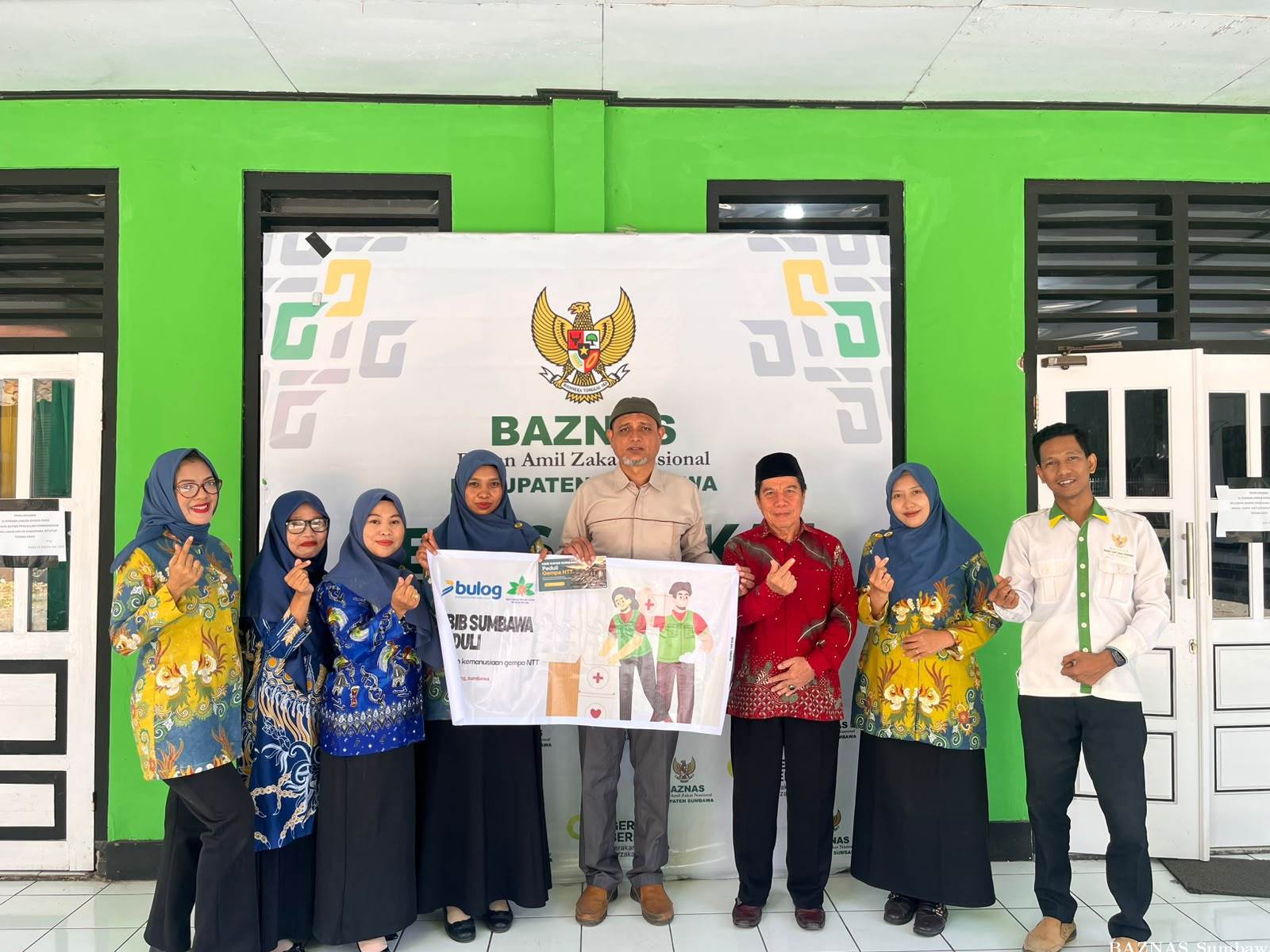 BAZNAS Sumbawa Terima Donasi Gempa NTT dari DWP Bulog, Perkuat Silaturahmi dan Kepedulian Kemanusiaa